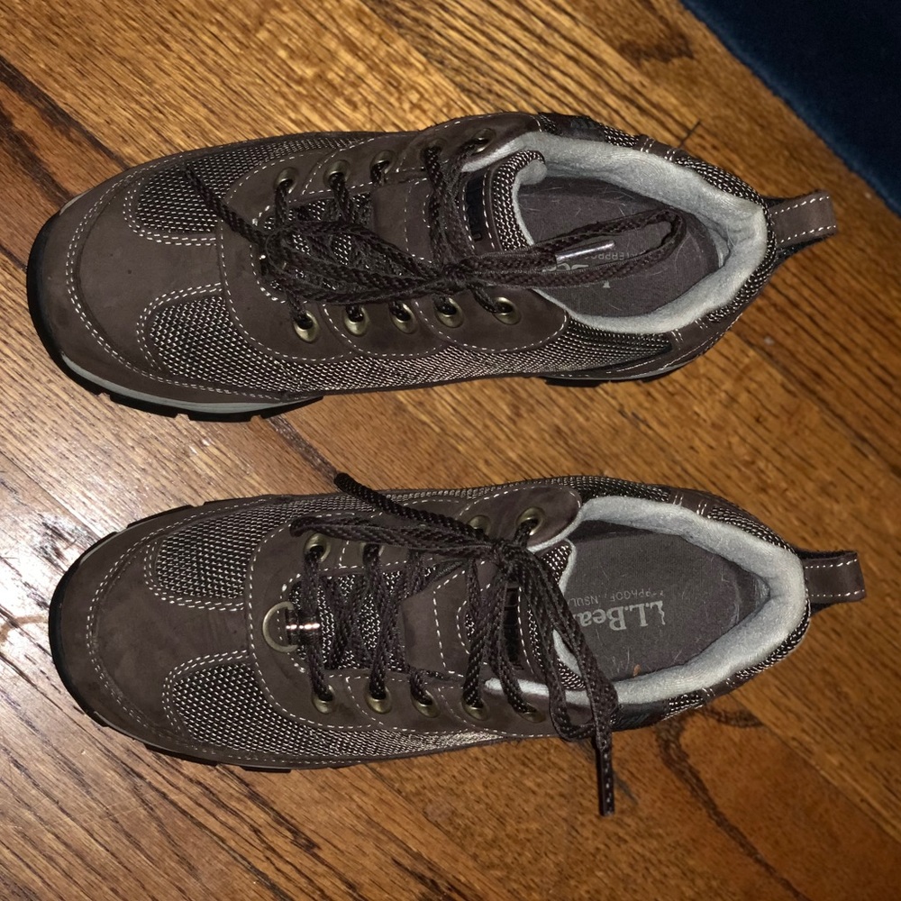 LL Bean Snow Sneakers gently used size 7